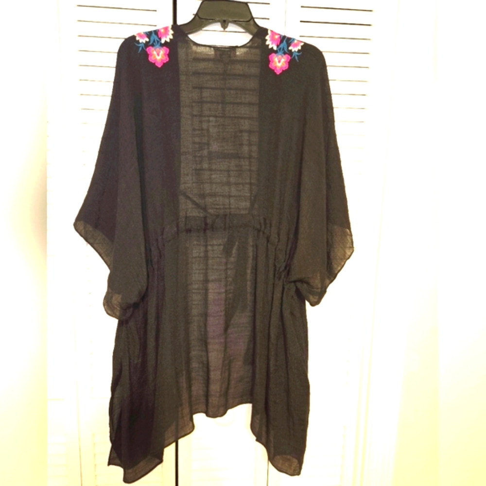 UMGEE Women's M - L Floral Embroidered Kimono NEW - Picture 11 of 13